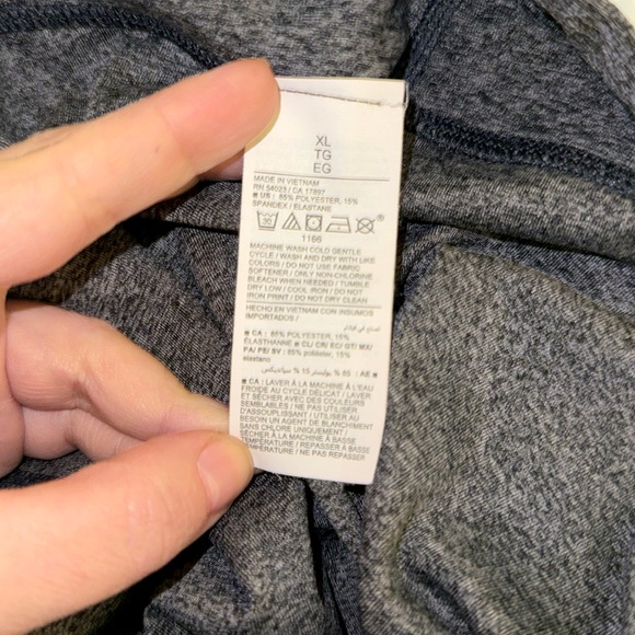 Brand new Old Navy High Rise Cloud+ 7/8 Ankle Leggings, XL - Picture 13 of 15